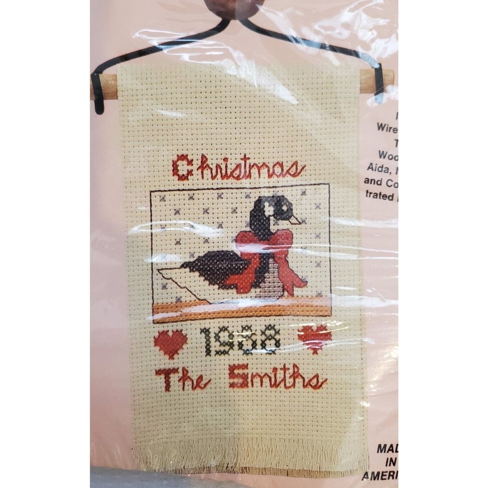 Vintage Christmas Cross-Stitch Kit #073101 Canadian Goose Country Wireworks NOS